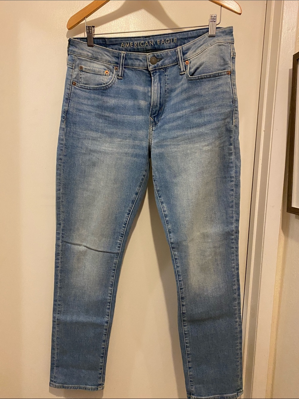 American Eagle Outfitters Women's Light Wash Skinny Jeans
